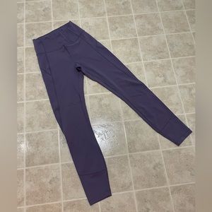 Lululemon Leggings 
Brand: Lululemon
Size: S
Color: Lavender Purple